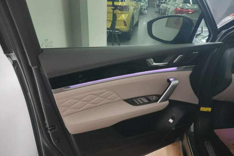 Used BYD Tang New Energy 2024 DM-i Glory Edition 112KM Flagship Model