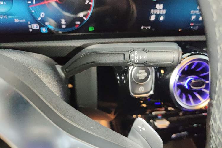 Used Mercedes-Benz A-Class 2022 Revised Version A 200 L Sport Sedan Fashionable Style