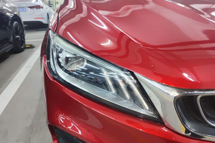 Used Geely Auto Binray 2019 200T DCT Binzhi Edition Right Front Headlight