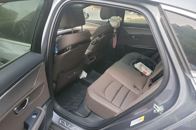 Used BYD Han 2020 DM Four-Wheel Drive Performance Edition Luxury Model
