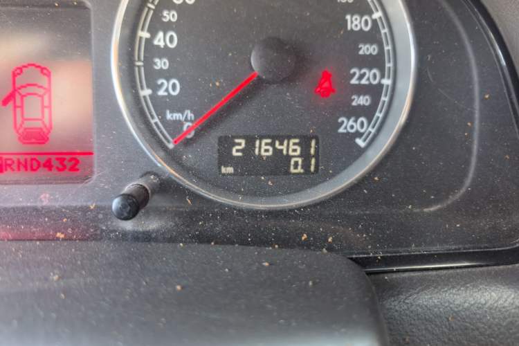 Used Volkswagen Passat 2005 1.8T Automatic Luxury Model Odometer Close Up