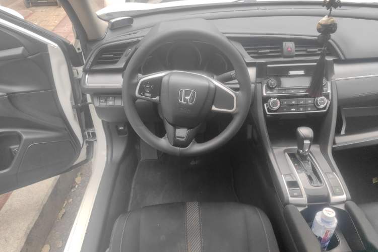 Used Honda Civic 2016 180TURBO CVT Comfort Version
