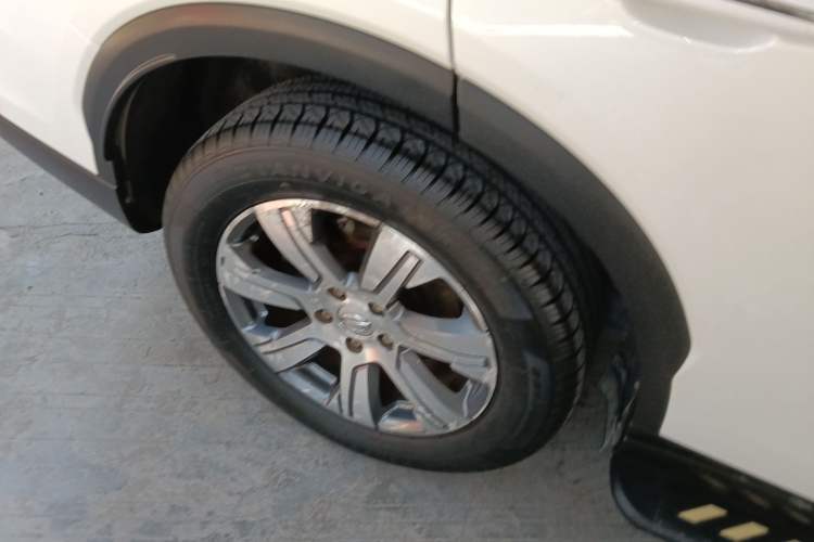 Used GAC Trumpchi GS7 2017 320T Two-Wheel-Drive Luxury Smart Connectivity Model
