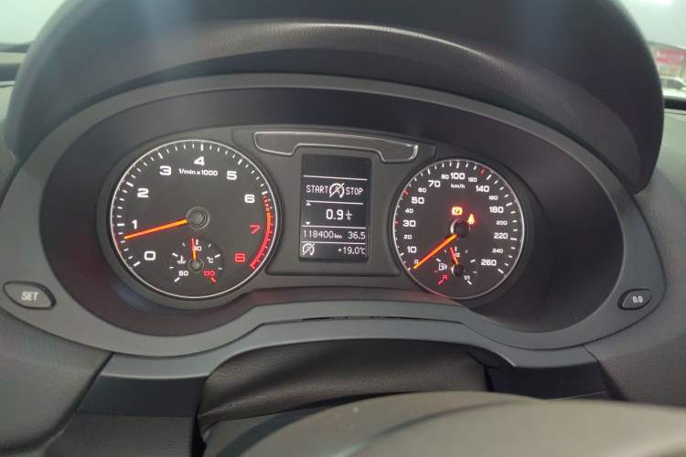 Used Audi Q3 2017 35 TFSI Fashion Model Instrument Cluster