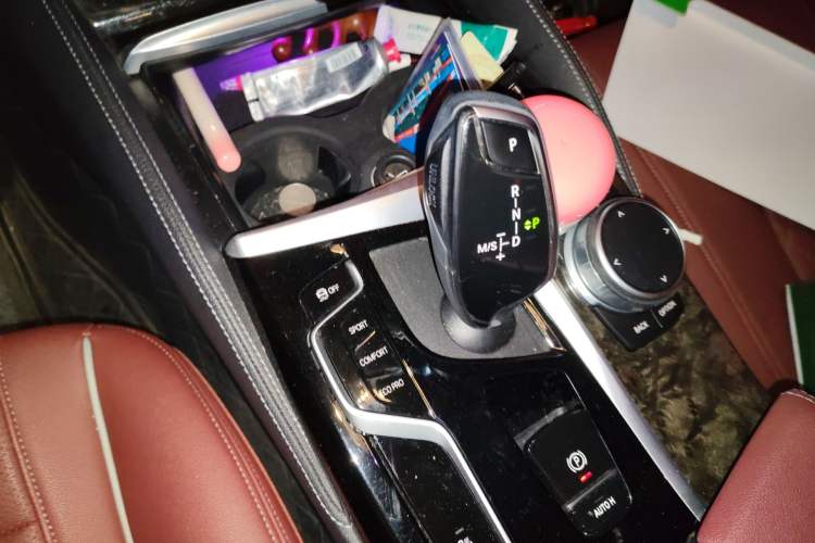 Used BMW 5 Series 2021 525Li M Sport Package Gear Lever