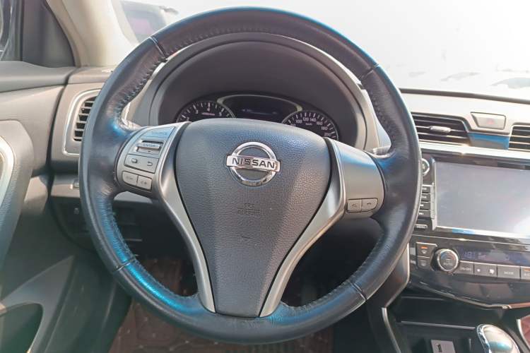 Used Nissan Teana 2013 2.0L XL Comfort Edition Steering Wheel