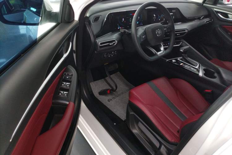 Used CHANGAN Eado 2021 PLUS Blue Whale NE 1.4T GDI DCT Prestige Model