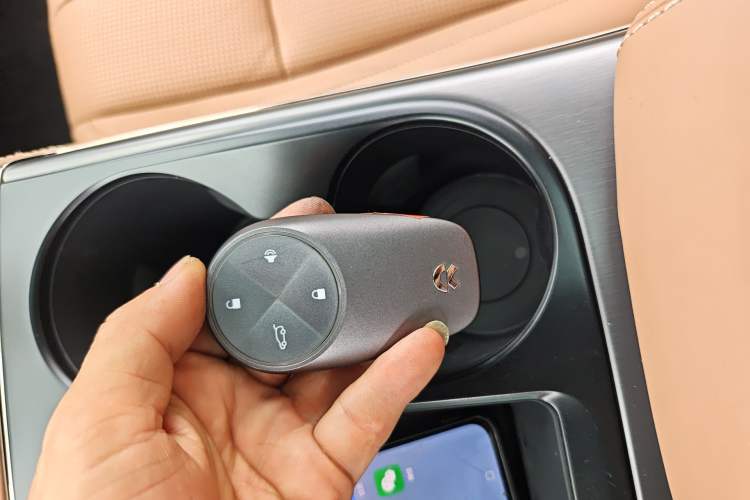 Used Nio ES8 2020 580 km Signature Edition 7-Seater Version Vehicle Key