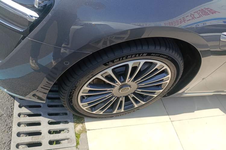 Used Hima Stelato S9 2024 All-Electric Ultra Four-Wheel-Drive Flagship Edition Left Front Wheel Hub