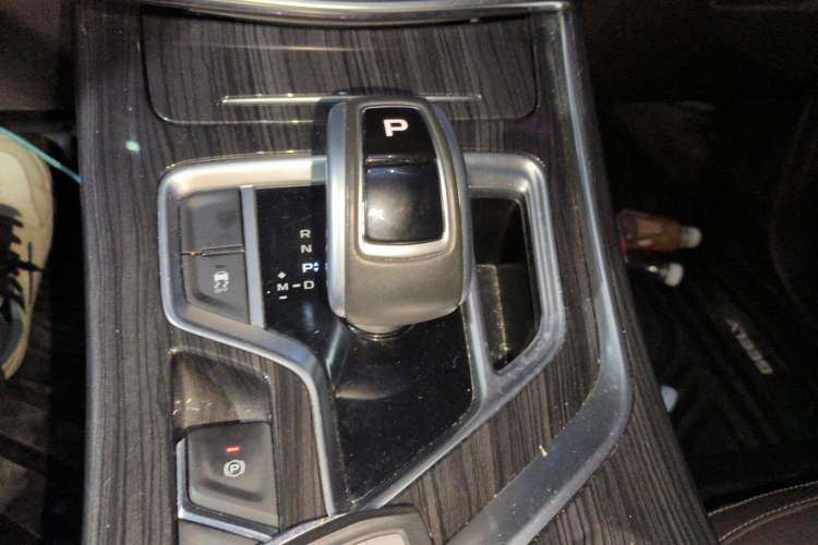 Used Geely Auto Jiajie 2021 1.8TD DCT Comfort Model Gear Lever