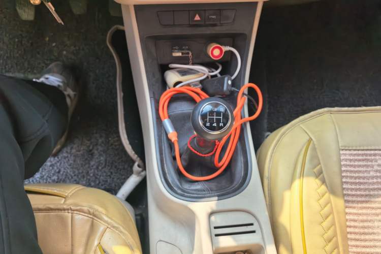 Used Roewe 360 2016 1.5L Manual Smart Screen Version
