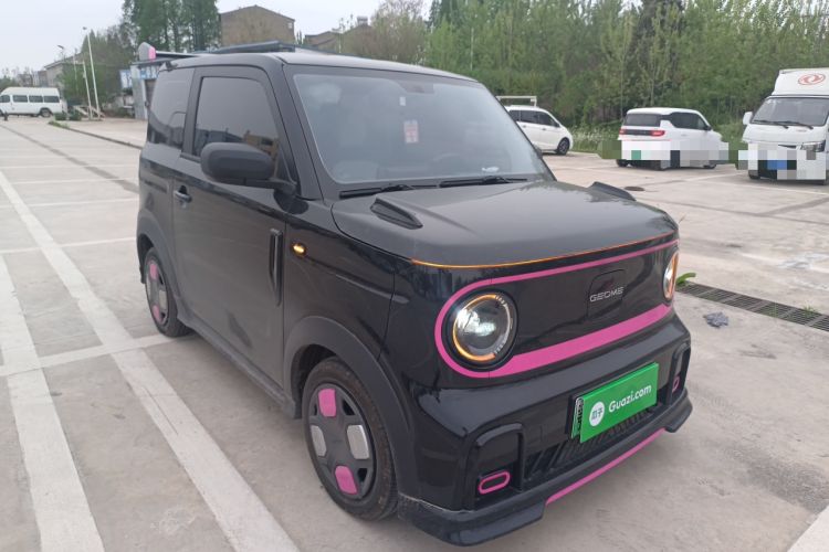 Used Geely Galaxy Panda 2025 210km Panda Kart Front Right 45 Deg