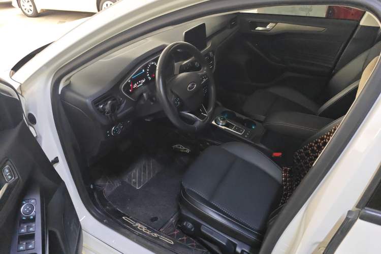 Used Ford Focus 2020 Sedan EcoBoost 180 Automatic Trend Edition