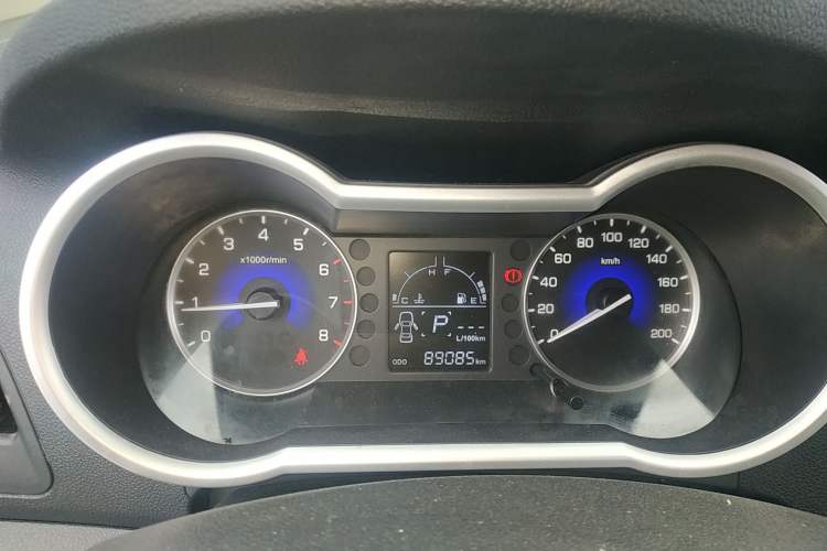 Used Dongfeng Aeolus AX3 2016 1.5L Automatic Shangkue Model