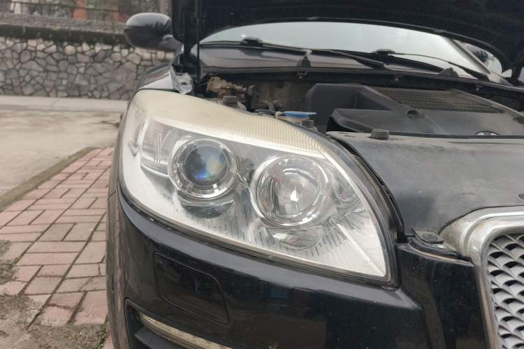 Used Huatai Boliger 2014 2.0T Manual Two-Wheel Drive Smart & Quiet Edition Right Front Headlight