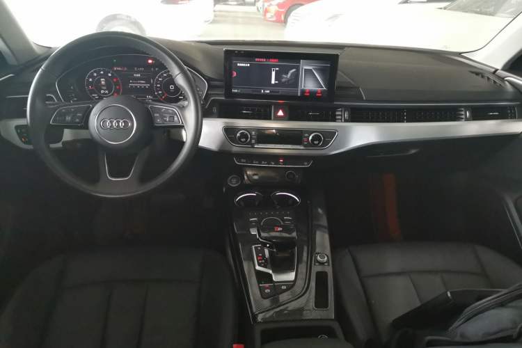 Used Audi A4L 2019 40 TFSI Fashion Edition China VI Emission Standard
