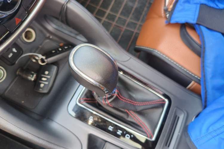 Used Changan CS75 2014 1.8T Automatic Elite Model China IV Standard