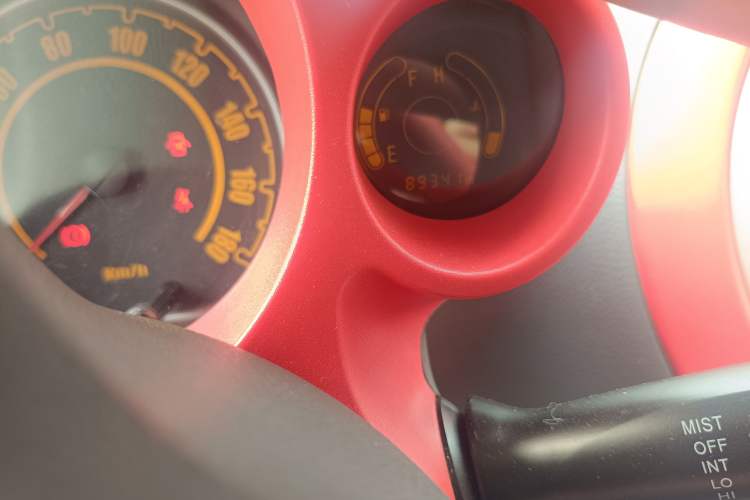 Used JAC Group Yueyue 2012 1.0L Comfort Version