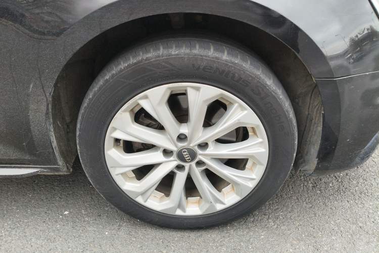 Used Audi A4L 2019 40 TFSI Ambition China VI