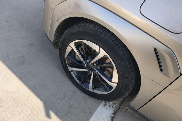 Used AION Y 2024 Plus 610 Intelligent Driving Version Exterior 6