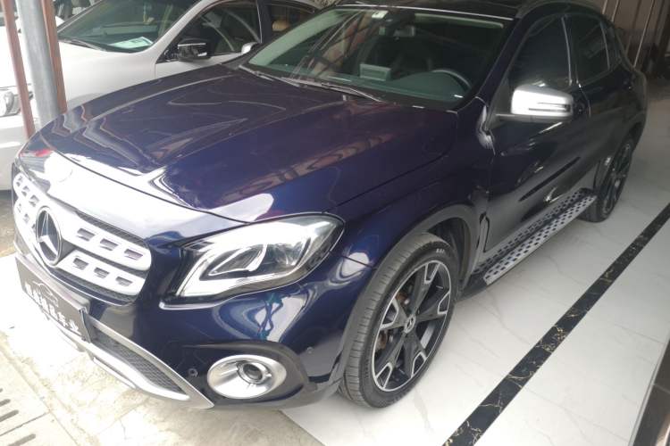 Used Mercedes-Benz GLA 2017 GLA 220 4MATIC Fashion Model
