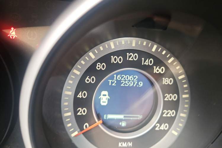 Used Bestune X80 2013 2.0L manual luxury version