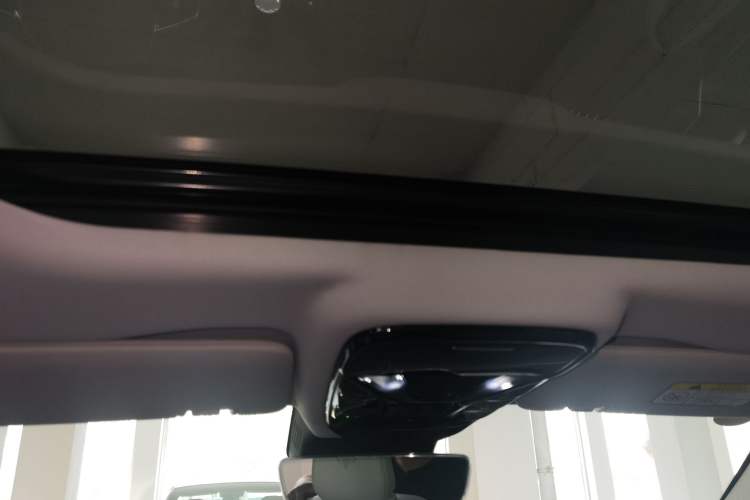 Used ARCFOX Alpha T 2022 653S+ 160kW Headliner