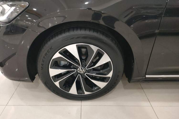 Used Volkswagen Passat 2023 330TSI Starry Elite Edition
