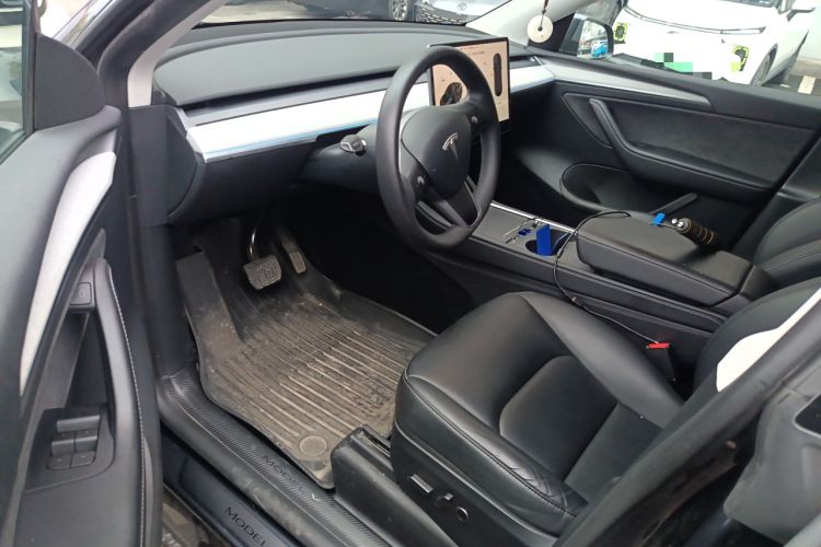 Used Tesla Model Y 2024 Rear-Wheel-Drive Version Driver Seat