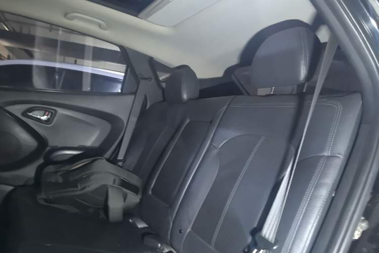 Used Hyundai ix35 2010 2.4L Automatic 2WD Prestige GLS Trim