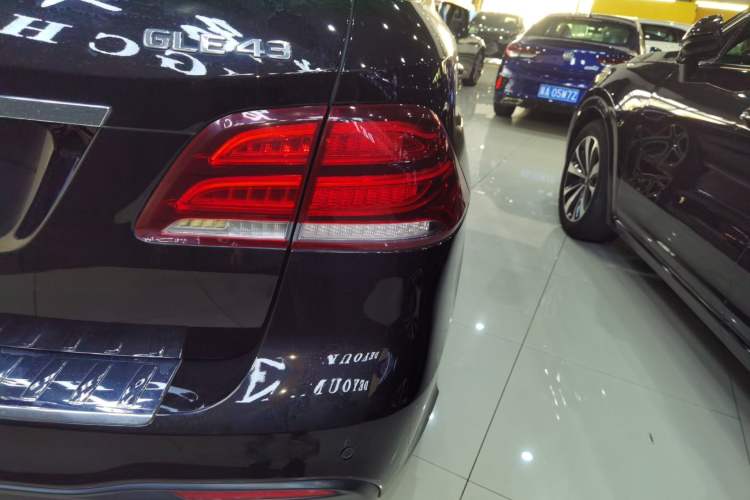 Used Mercedes-Benz GLE AMG 2017 AMG GLE 43 4MATIC
