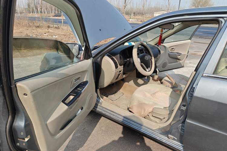 Used Soueast V3 Lingyue 2014 1.5L Manual Entry-Level Version