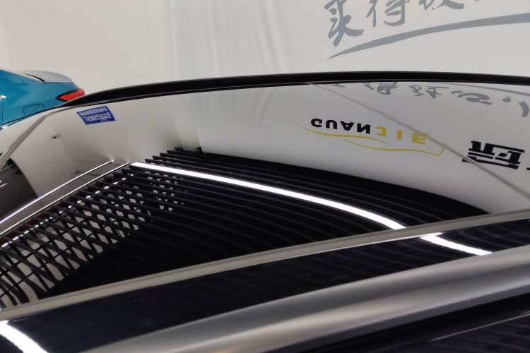 Used Audi Q5 e-tron 2023 40 e-tron Shining Edition Mecha Kit