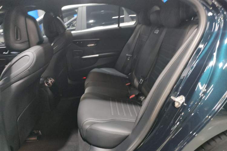 Used Mercedes-Benz C-Class New Energy 2023 C 350 eL Interior 4