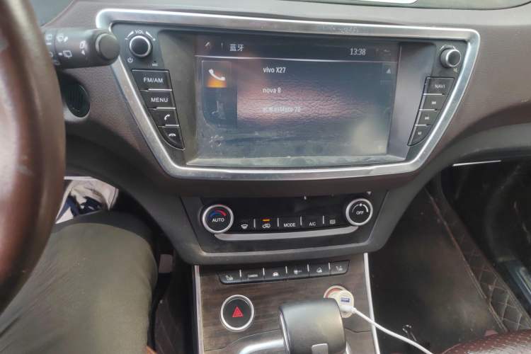 Used Land X7 2015 2.0T Panoramic Prestige Edition