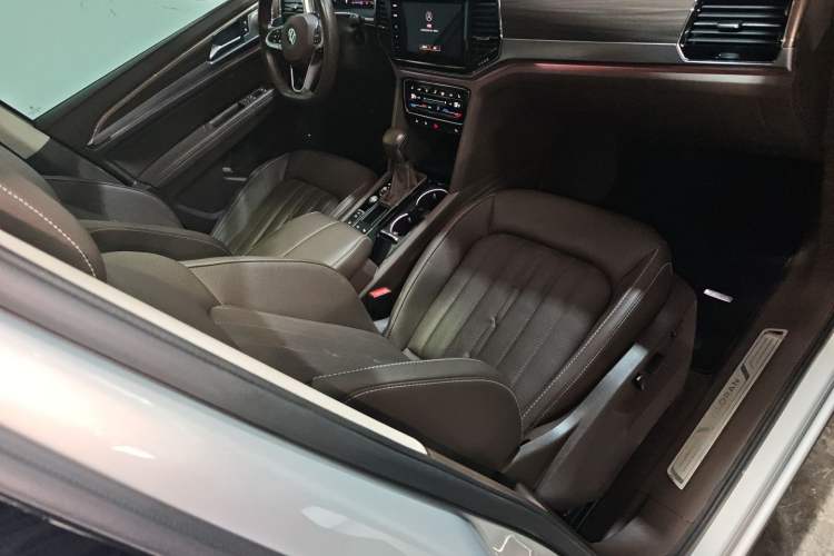 Used Volkswagen Viloran 2020 330TSI Luxury Edition