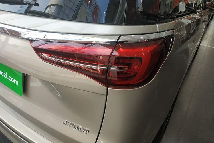 Used Buick GL8 2022 ES Landtrek 653T Luxury Edition
