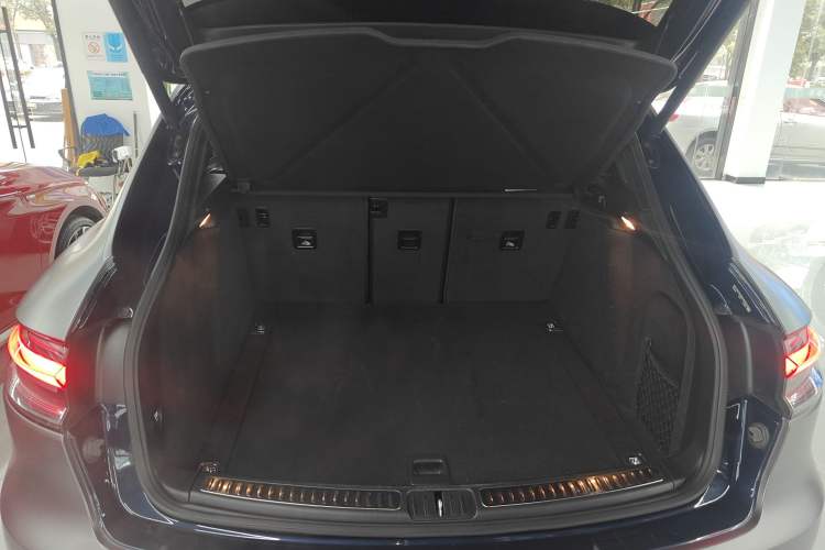 Used Porsche Macan 2021 Macan 2.0T
