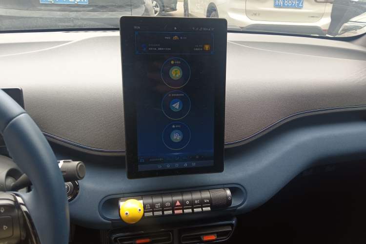 Used BYD Seagull 2025 405 km Flying Edition Audio And AC Panel