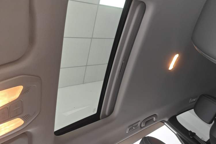 Used SAIC MAXUS G50 2023 PLUS 1.5T Happiness-Recommended Automatic Start Edition Headliner