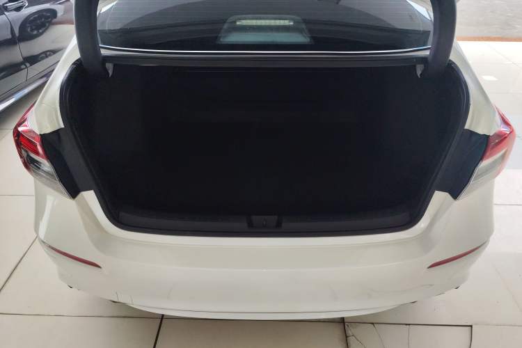 Used Honda Civic 2025 240TURBO CVT SmartFun Pro