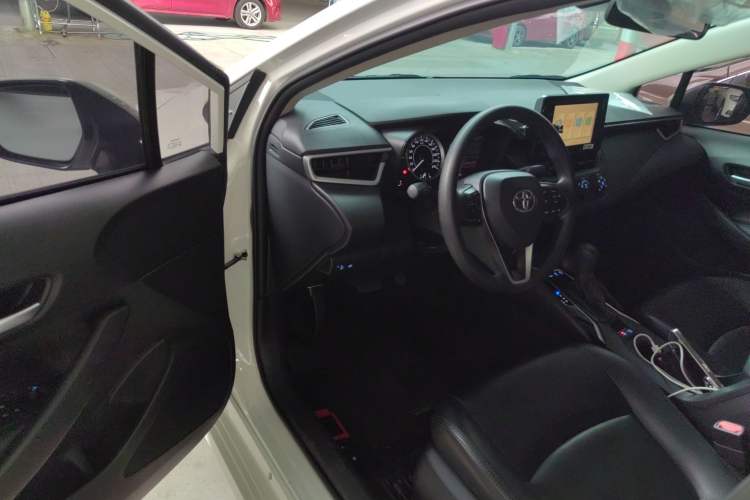 Used Toyota Corolla 2022 1.2T S-CVT Pioneer PLUS Edition Driver Seat