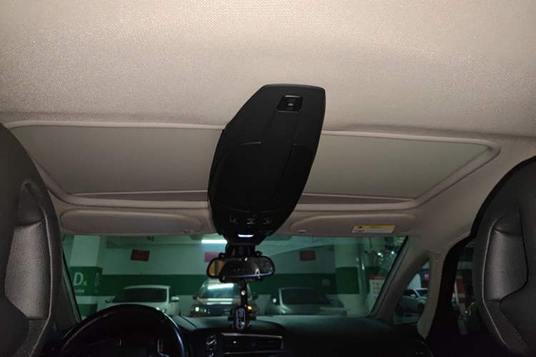 Used DS 5 2014 1.6T Elegant Version THP160 Headliner