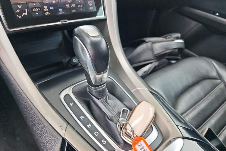 Used Ford Mondeo 2013 2.0L GTDi 200 Fashion Edition
