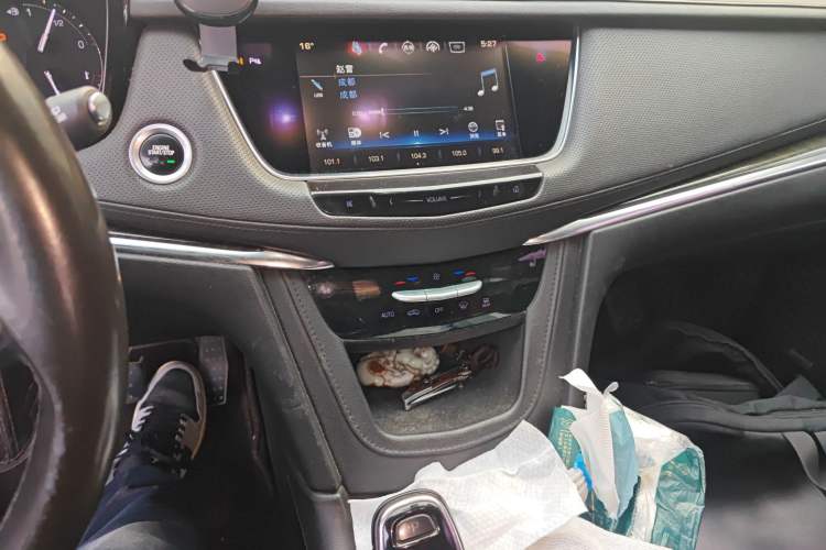 Used Cadillac XT5 2016 25T Luxury Model