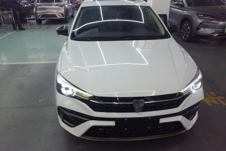 Used Roewe i5 2021 Revised Version 1.5L CVT Diamond Edition