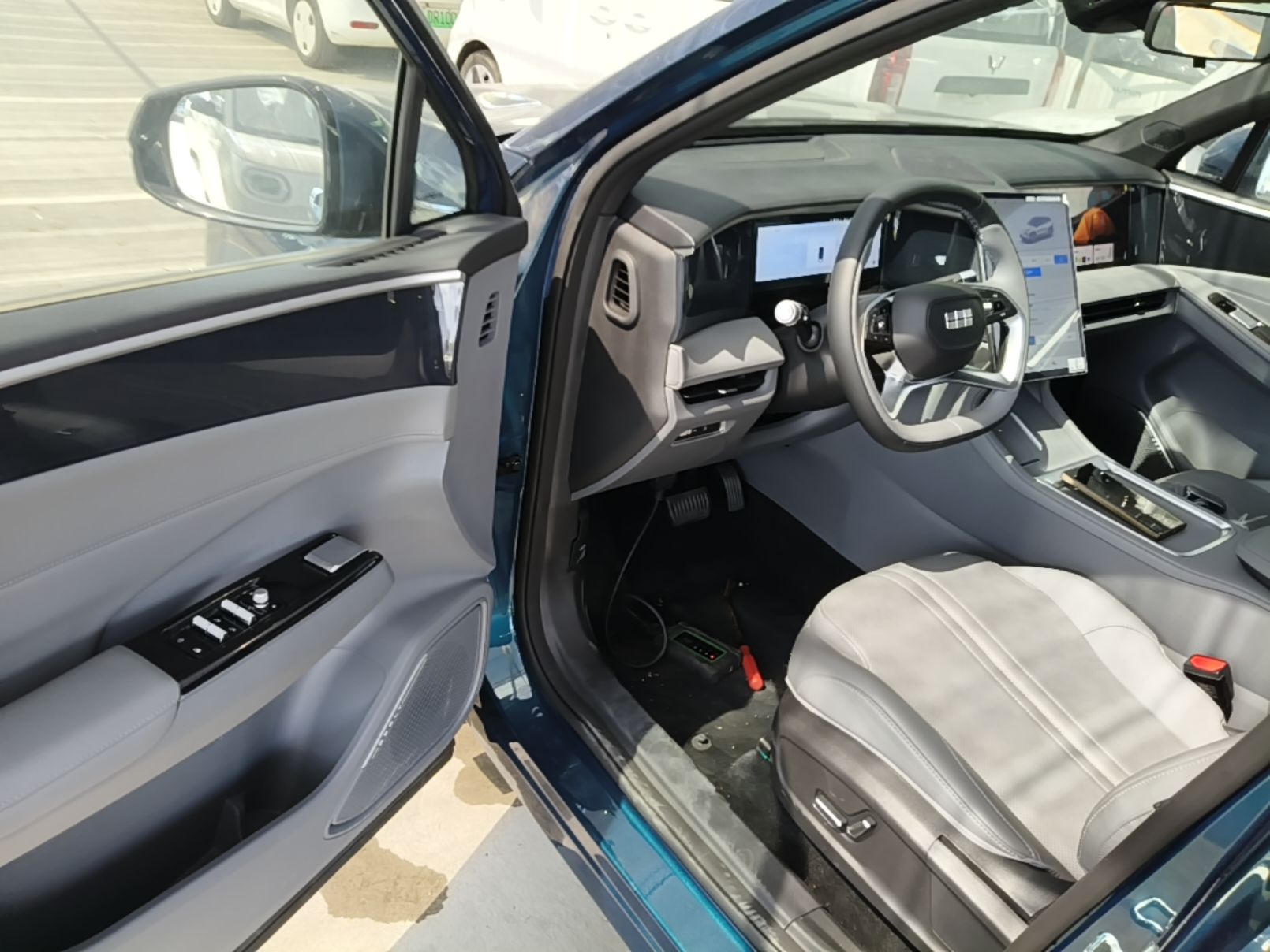 Geely Galaxy L7 2025 EM-i 115km Exploration Edition — снимка 18