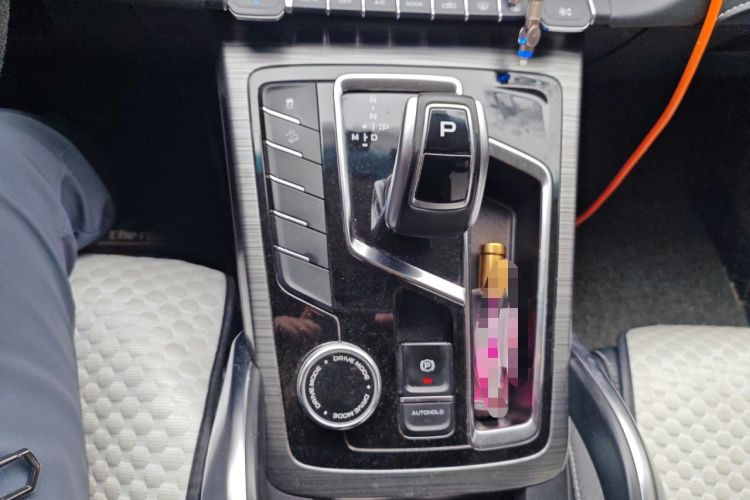 Used Geely Auto Emgrand X7 Sport 2020 1.8TD DCT Smart Connect PRO Gear Lever