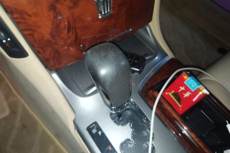 Used Toyota Crown 2012 2.5L Royal Comfort Edition Gear Lever