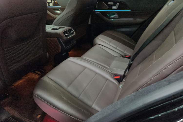 Used Mercedes-Benz GLE 2022 GLE 350 4MATIC Stylish Model Left Rear Seat